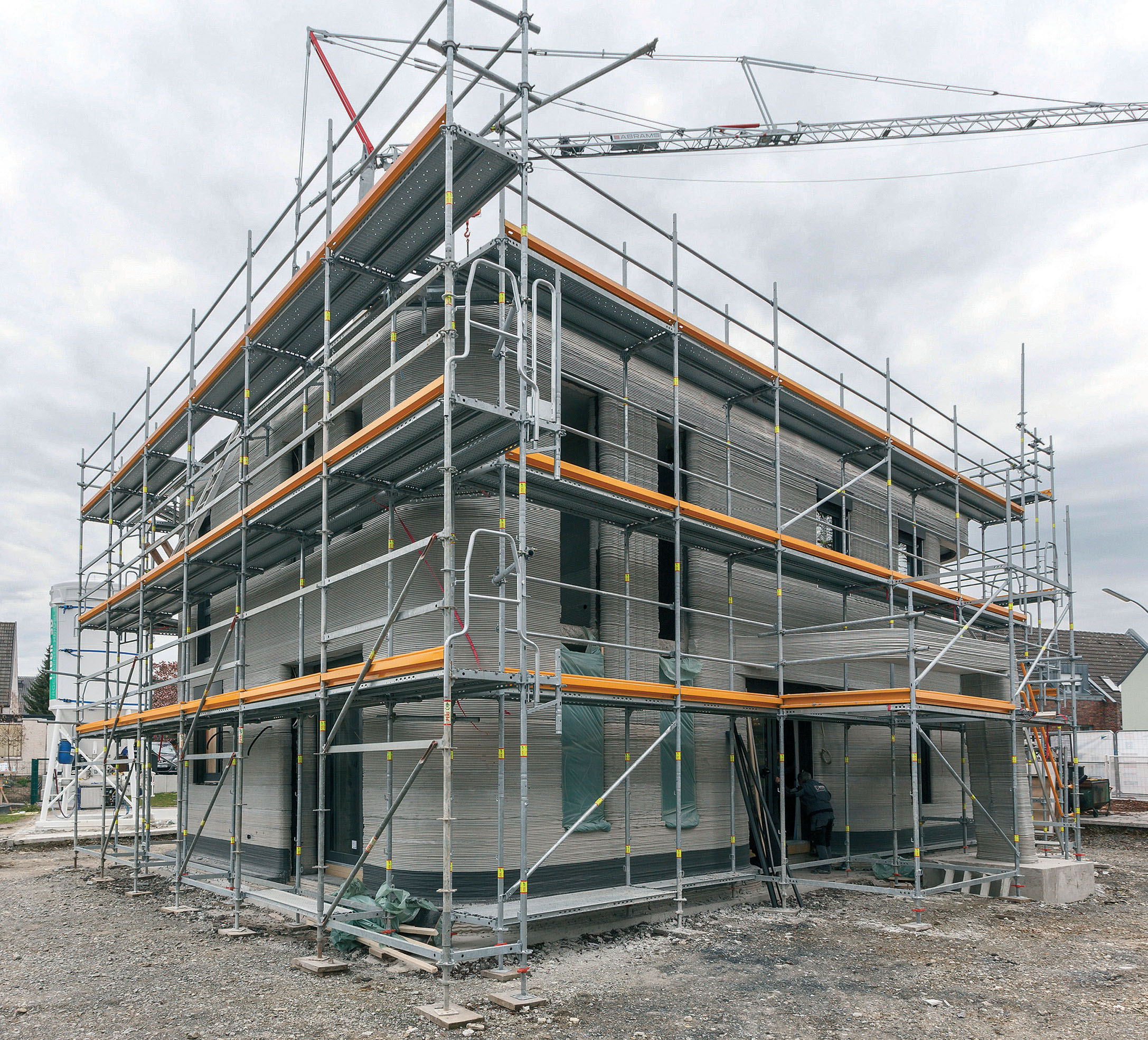 Das deutschlandweit erste, zugelassene Einfamilienhaus im 3D-Betondruck-Verfahren ist im münsterländischen Beckum entstanden. Die innovative Technologie verändert auch Planung und Bauablauf im Bad. (Thorsten Thiel/vor-ort-foto.de für Bette)