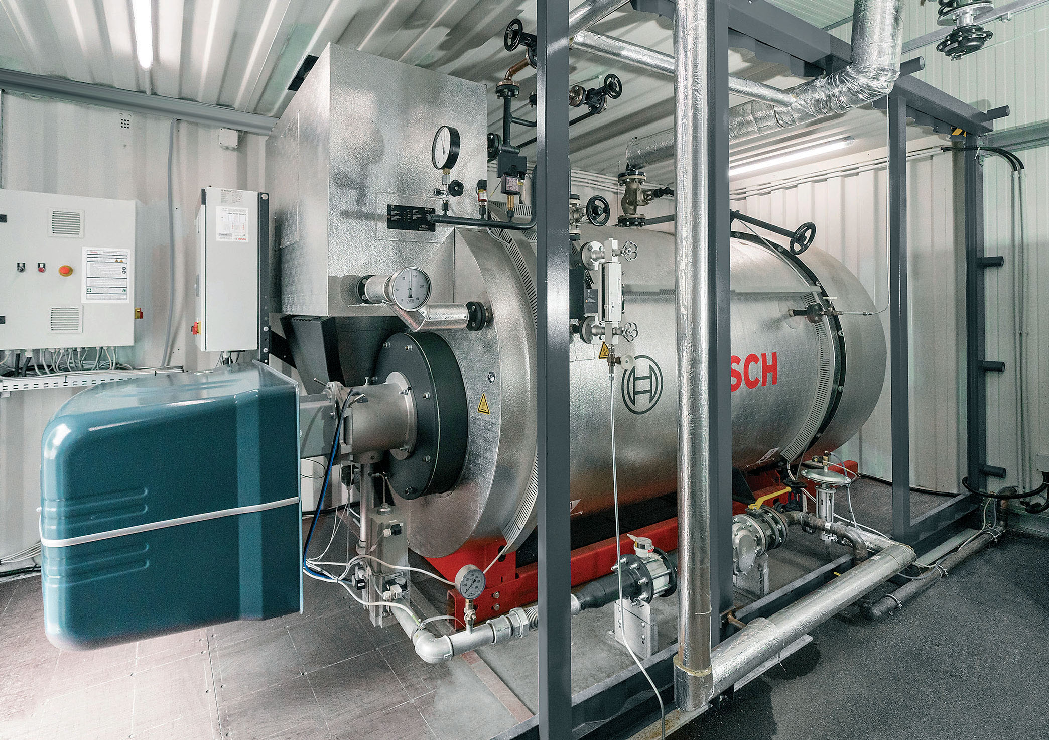 Der „CSB“-Kessel von Bosch bildet mit Economiser, Steuerung und Brenner eine Einheit.