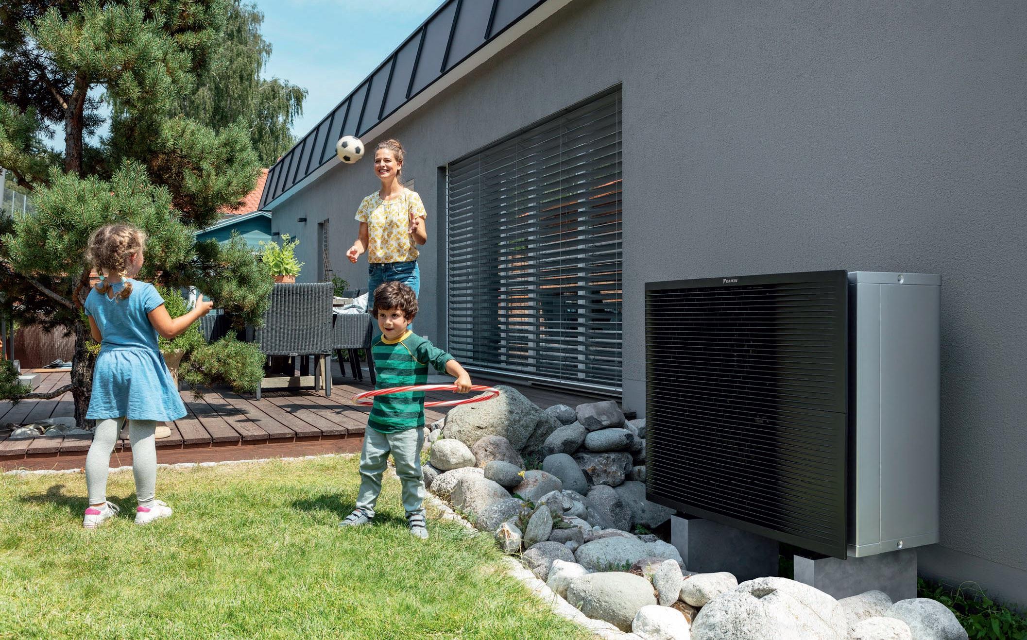 Betriebsgeräusche der Außengeräte von Wärmepumpen sollten unstrittig sein: Man sollte sie akustisch kaum bemerken. (Daikin)