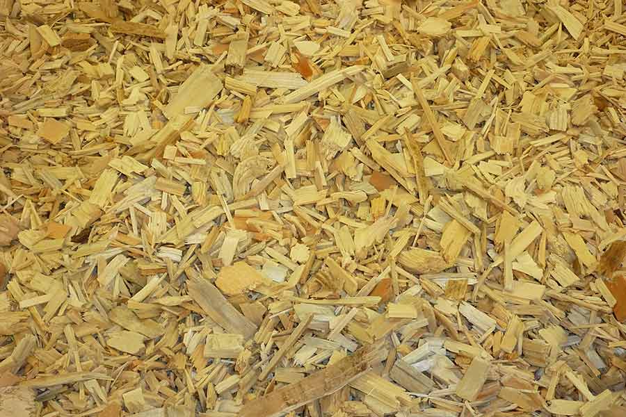Feste Biomasse – aber auch gasförmige – zählen zu den Energieträgern, die die 65 %-Regelung einhalten. Bild: IKZ