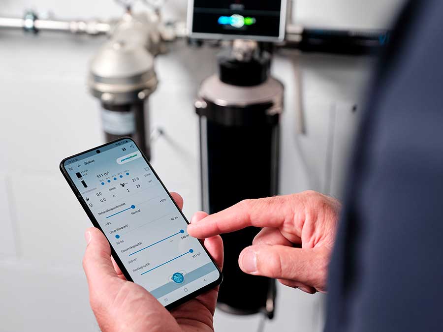 Vom Dimensionierungsrechner über Bedienungsanleitungen bis hin zu Servicevideos sind in der „my perma-trade”-App zu finden. Bild: perma-trade